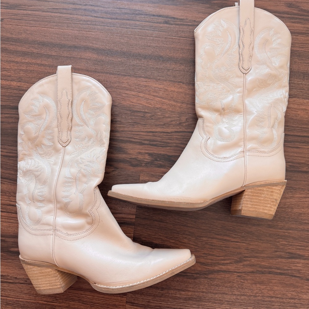 Jeffrey Campbell Cream Western Dagget Boots